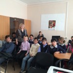 Е.А. Балашова в кругу школьников